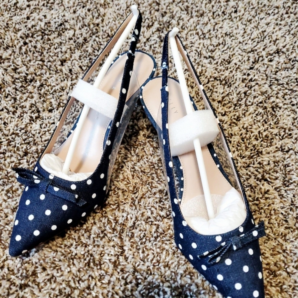 Women's shoes